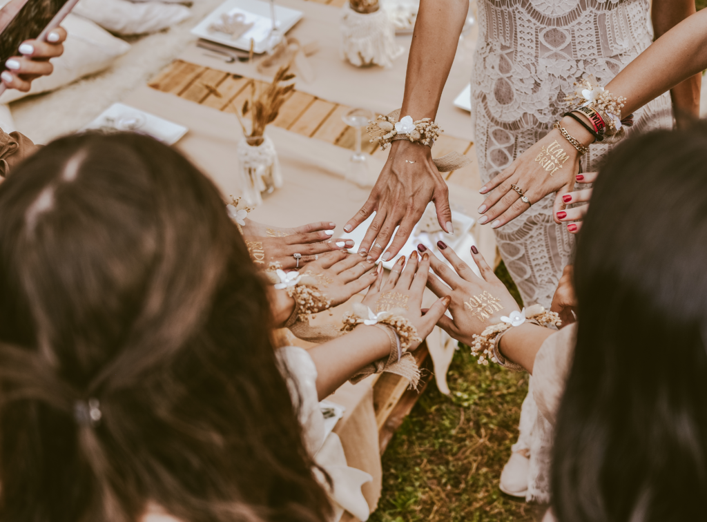 Estetiskas mergvakario dekoravimas